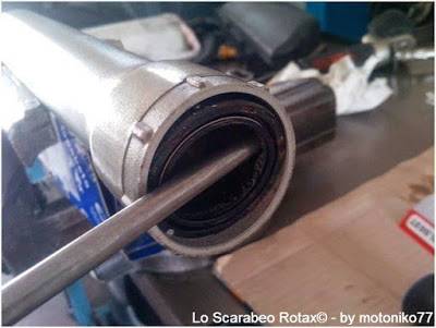 paraolio forcella showa scarabeo rotax 125 150 200