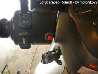 pulsante frecce emergenza scooter moto