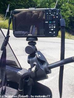 montaggio fotocamera moto scooter