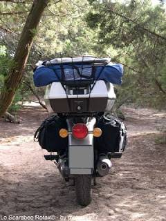 fissaggio bagagli baule